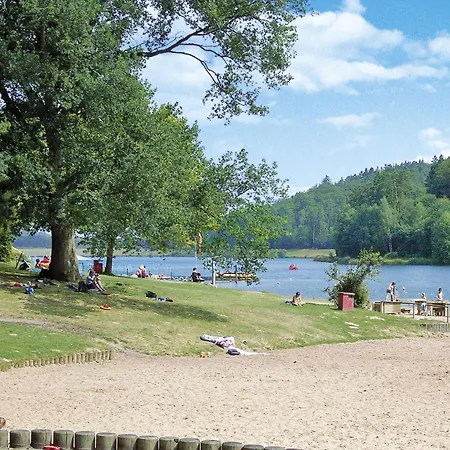 In Mit Terrasse Und Garten By Interhome Nyaraló *